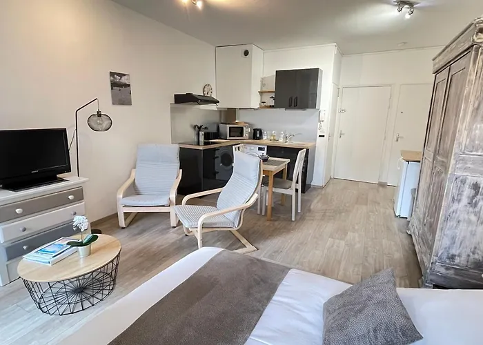 Cosy 3 Etoiles Avec Balcon, Ideal Pour 2 Pers, A - Fr-1-555-113 Εξ Λε Μπαν